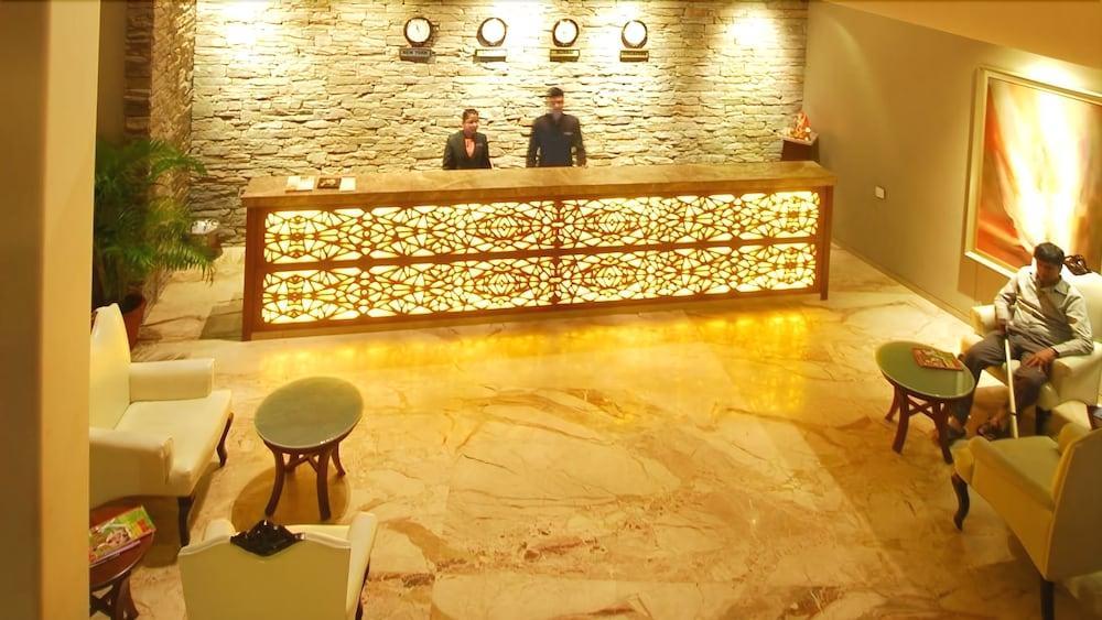 Sai Palace Hotel Bombaim Exterior foto
